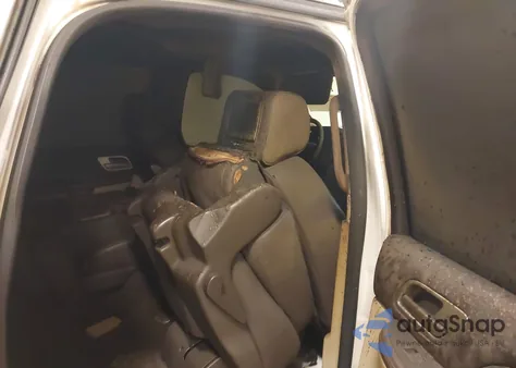 2012 Cadillac Escalade Platinum Edition z USA, uszkodzony, nr VIN 1GYS4DEF7CR172361